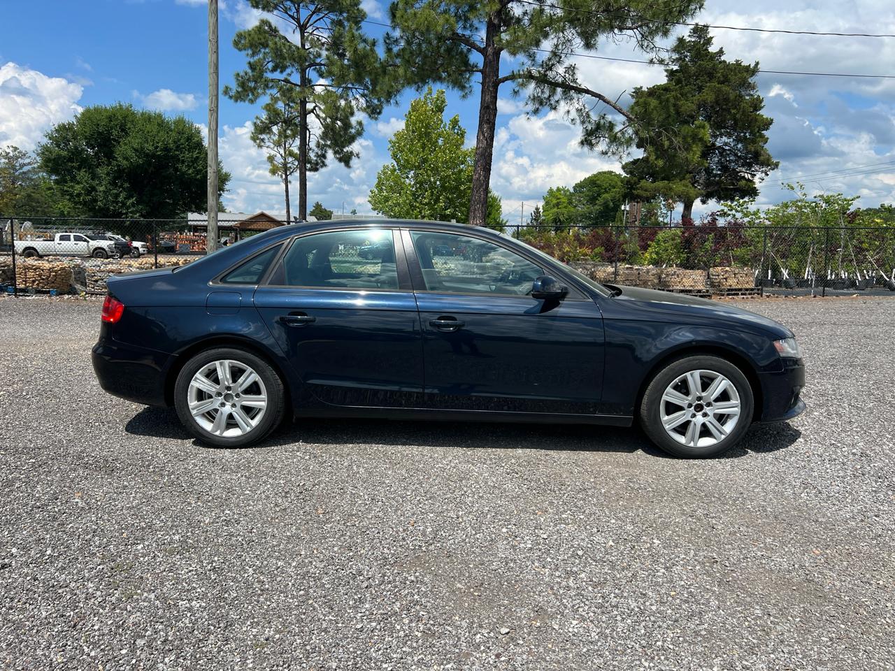 Audi A4  2011