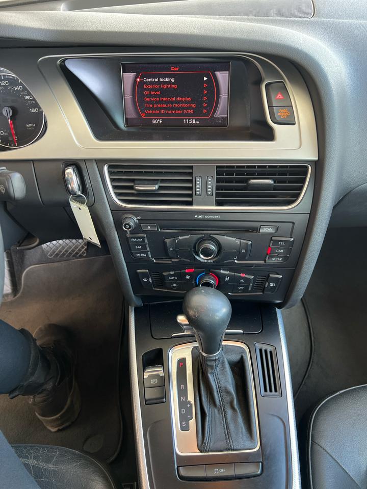 Audi A4  2011