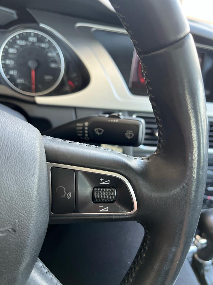 Audi A4  2011