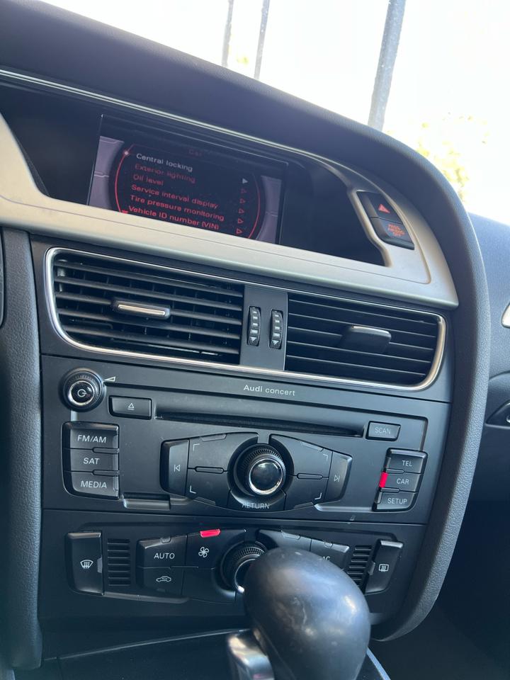 Audi A4  2011