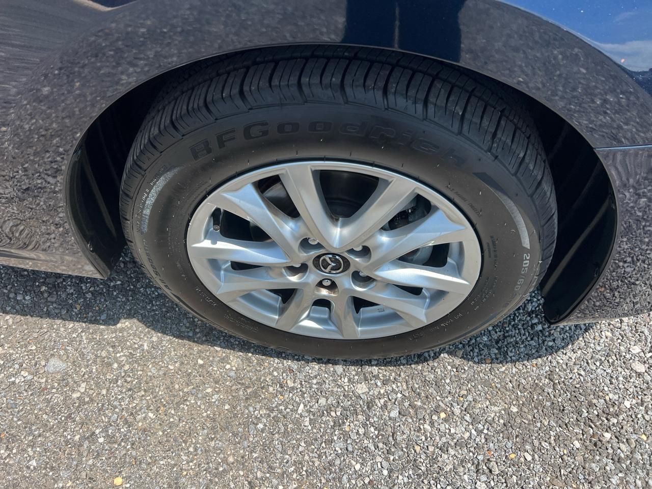 Mazda MAZDA3  2014