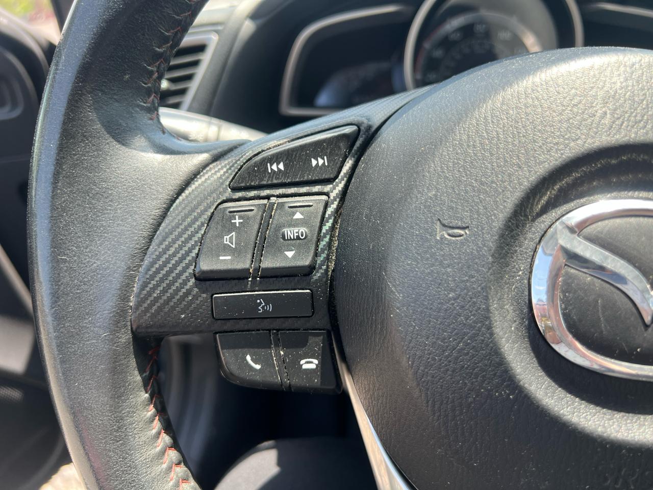 Mazda MAZDA3  2014