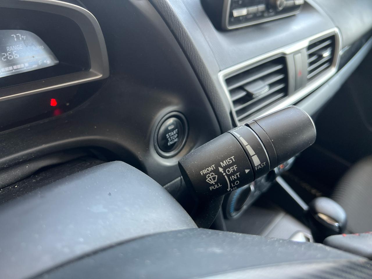 Mazda MAZDA3  2014