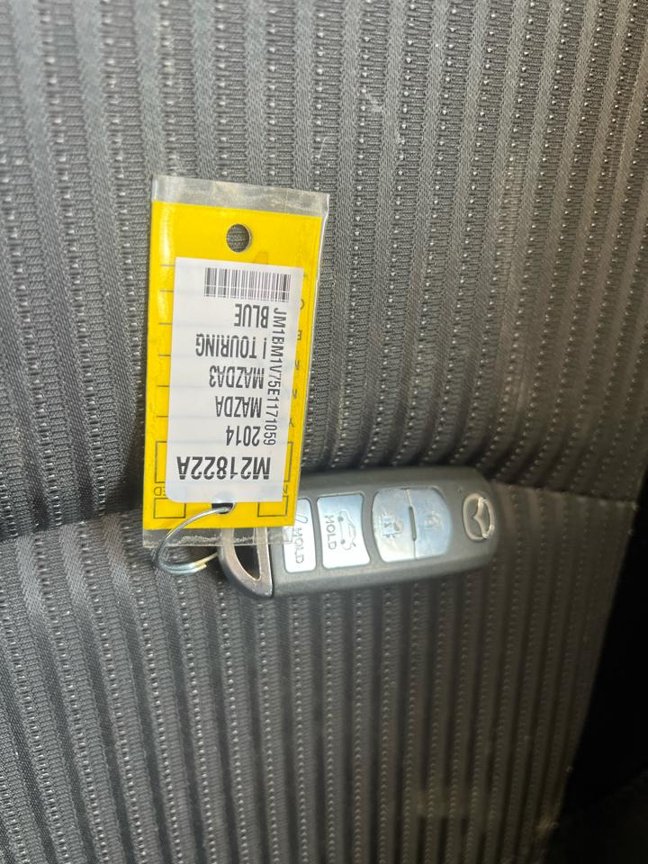 Mazda MAZDA3  2014