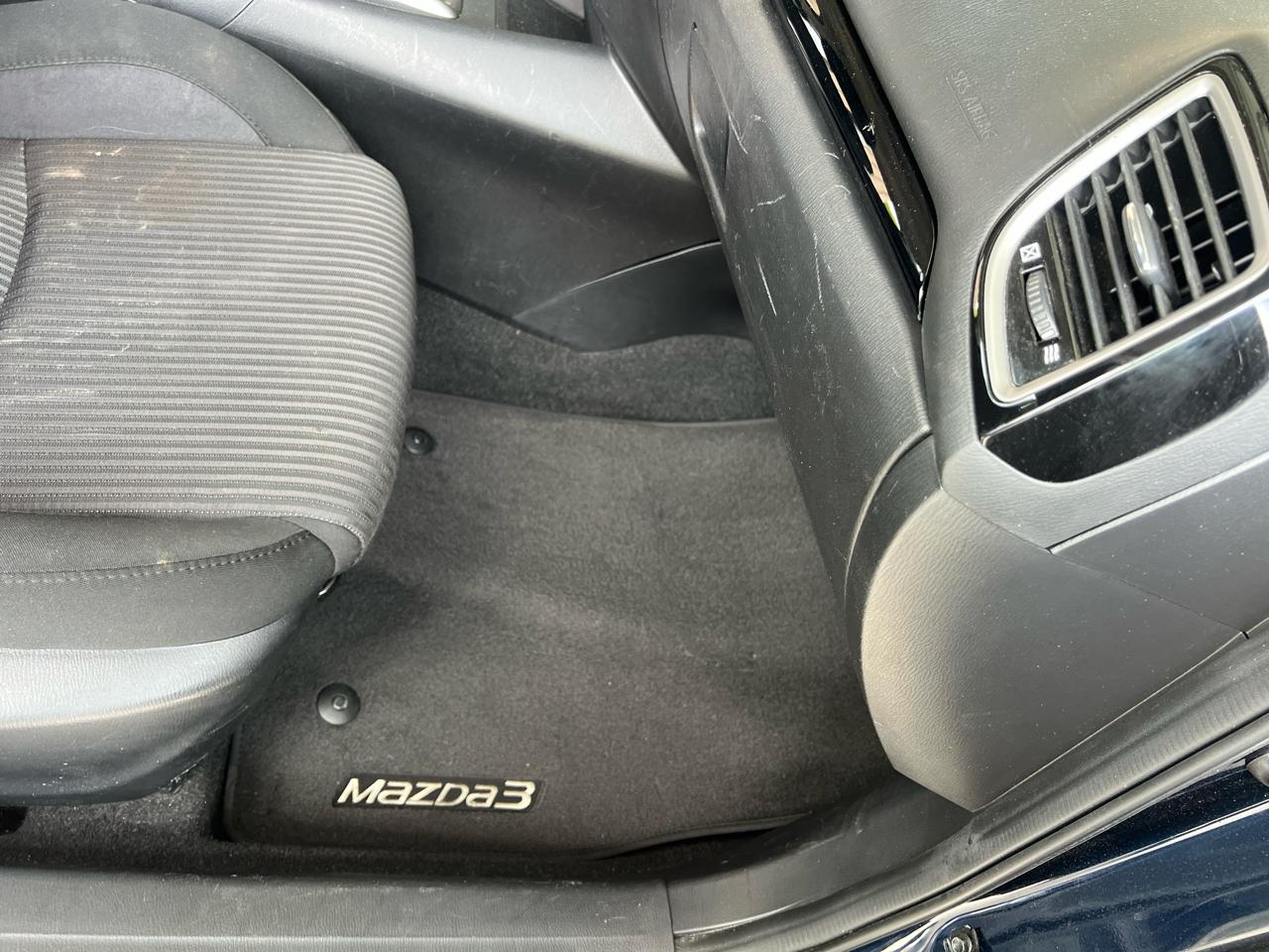 Mazda MAZDA3  2014