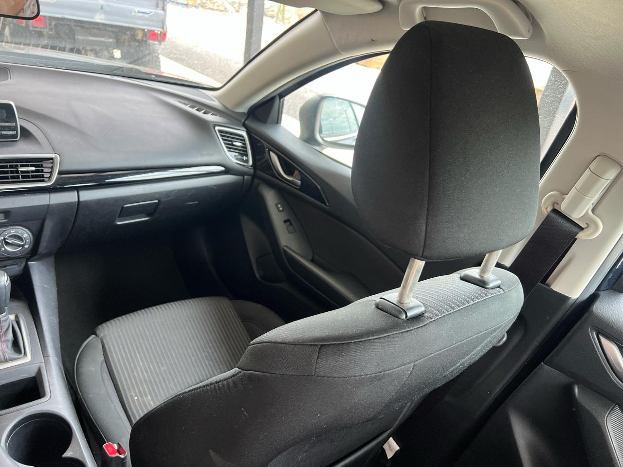 Mazda MAZDA3  2014