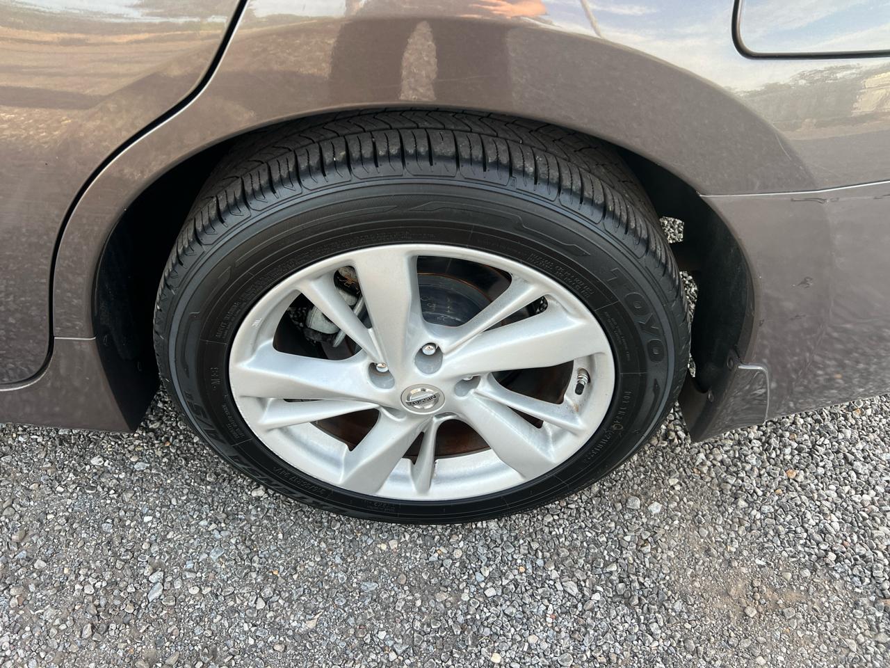 Nissan Altima  2013