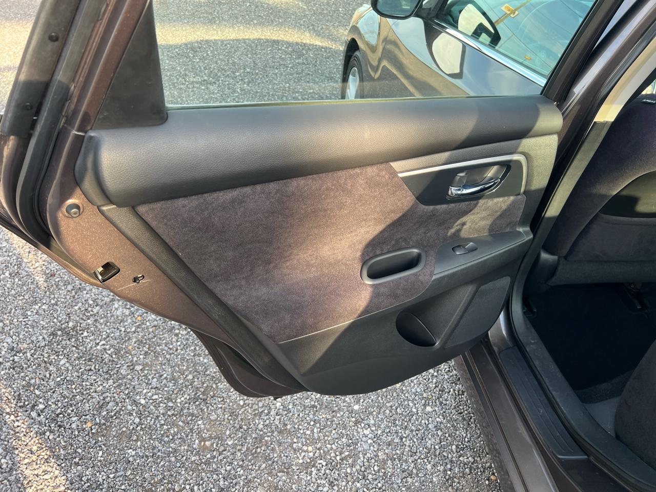 Nissan Altima  2013