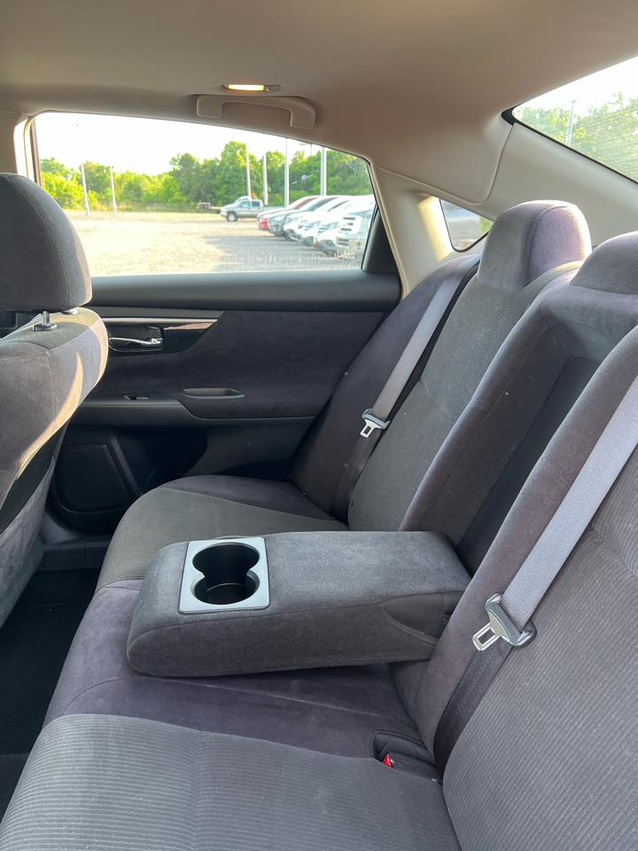 Nissan Altima  2013