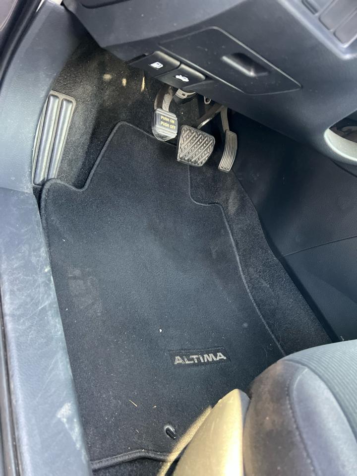 Nissan Altima  2013