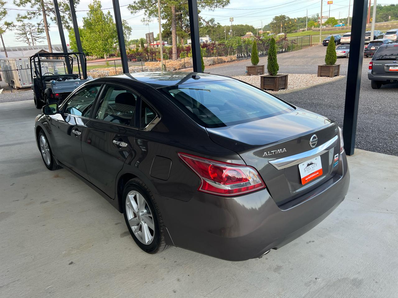 Nissan Altima  2013