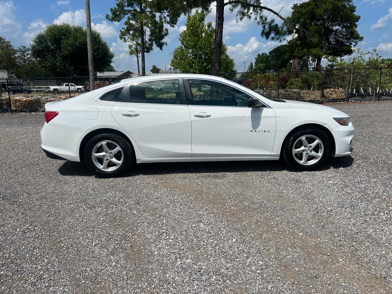Chevrolet Malibu  2017