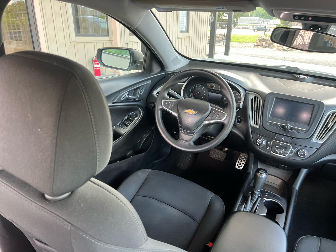 Chevrolet Malibu  2017