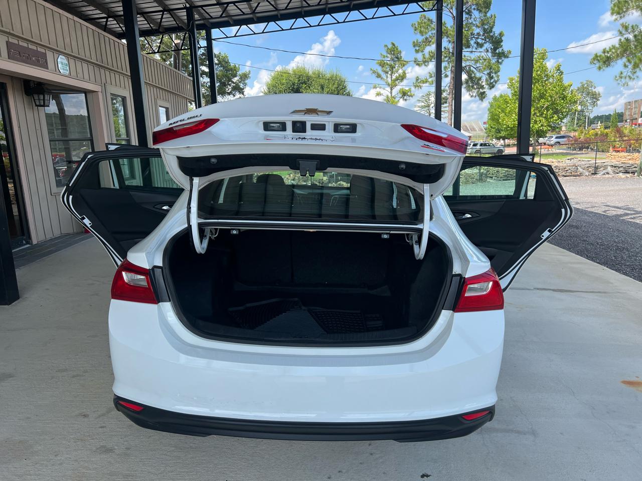 Chevrolet Malibu  2017