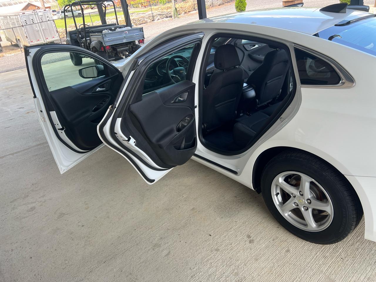 Chevrolet Malibu  2017