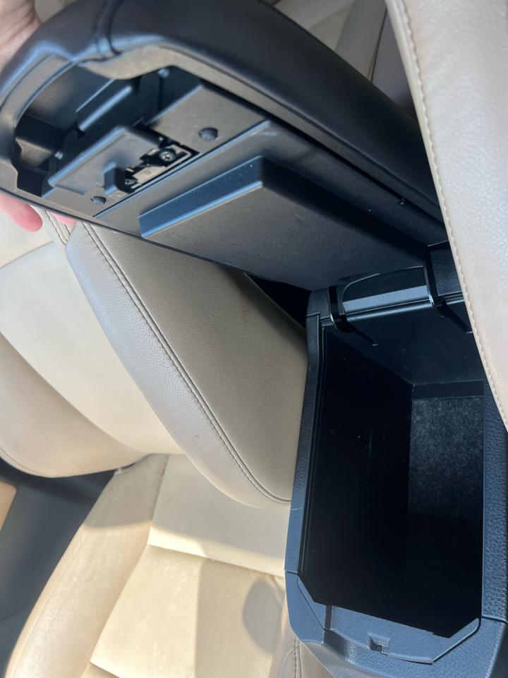 Toyota RAV4 Limited 2014