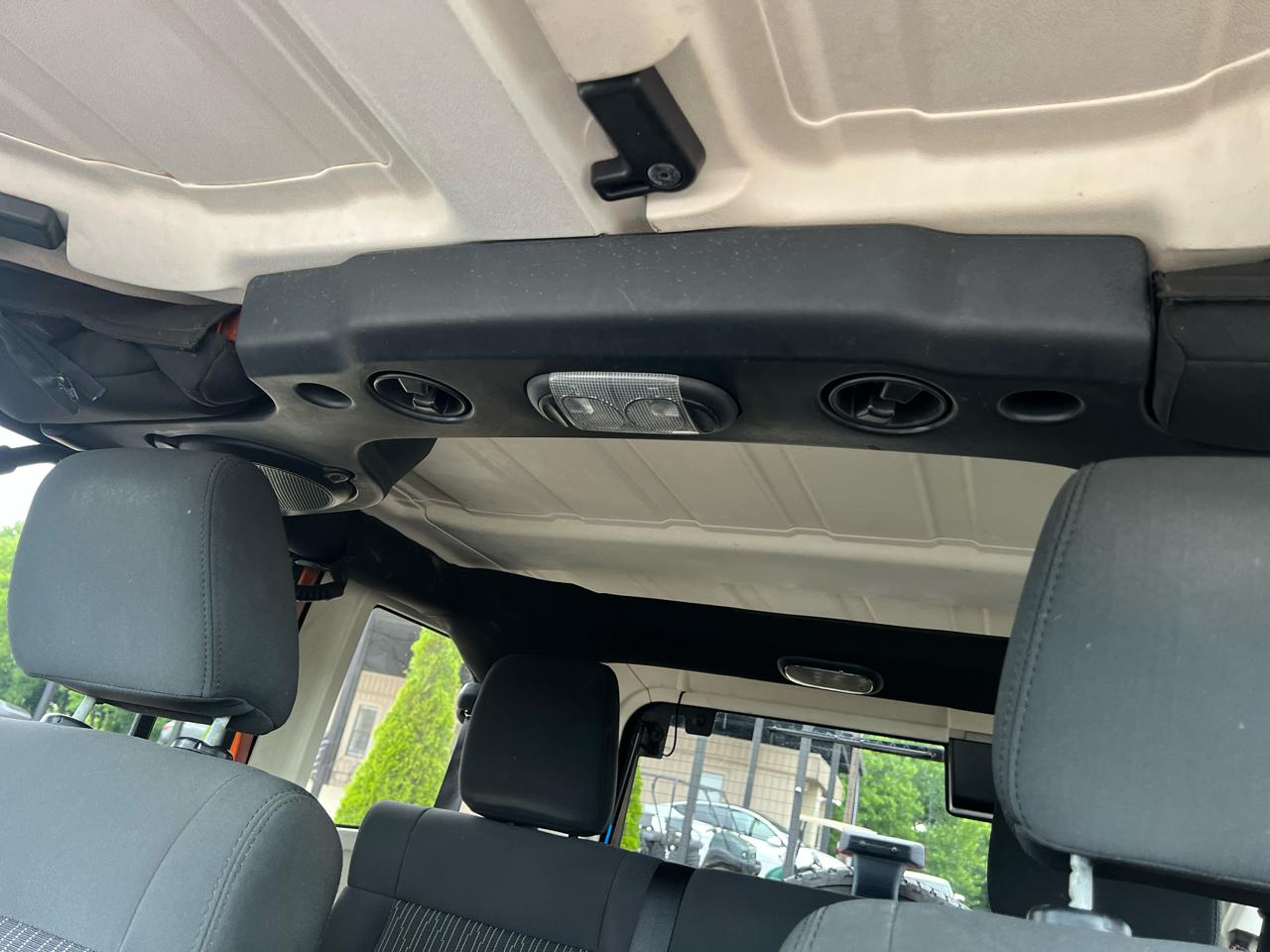 Jeep Wrangler Sport 2011