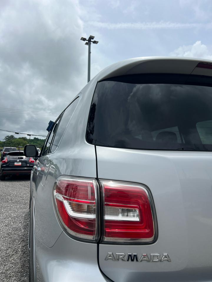 Nissan Armada Platinum 2018