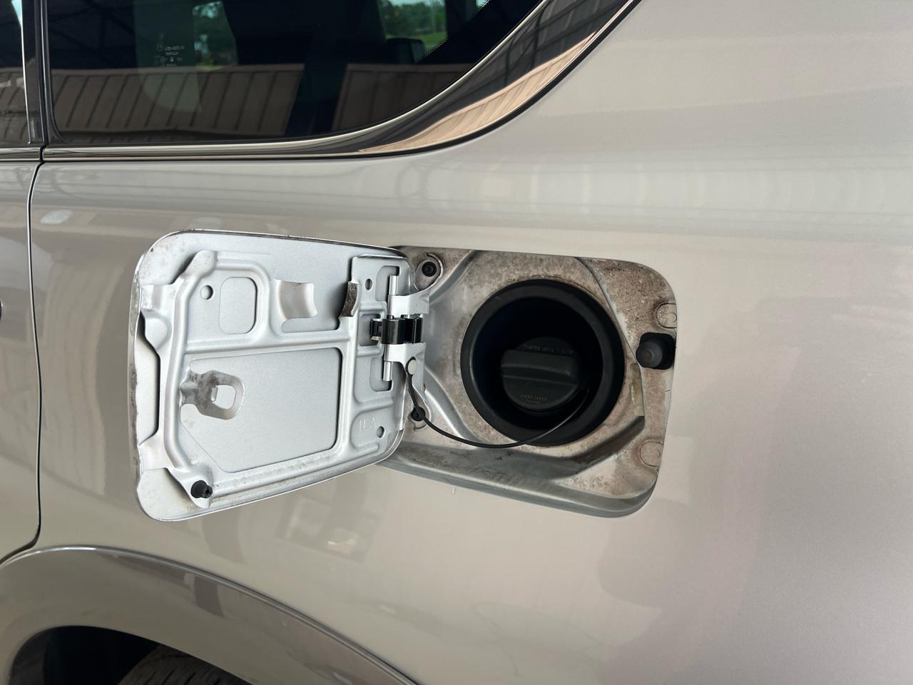 Nissan Armada Platinum 2018