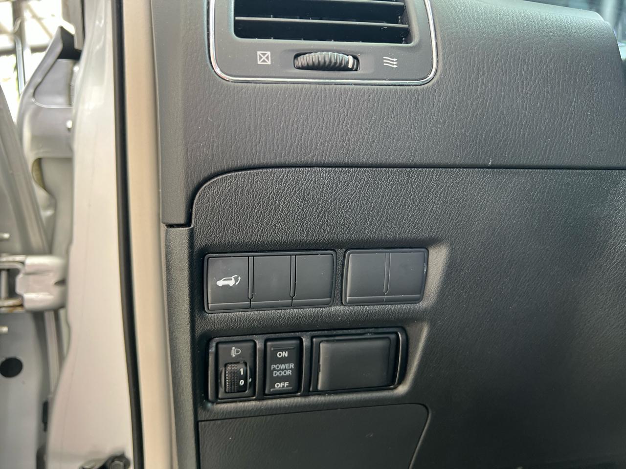 Nissan Armada Platinum 2018