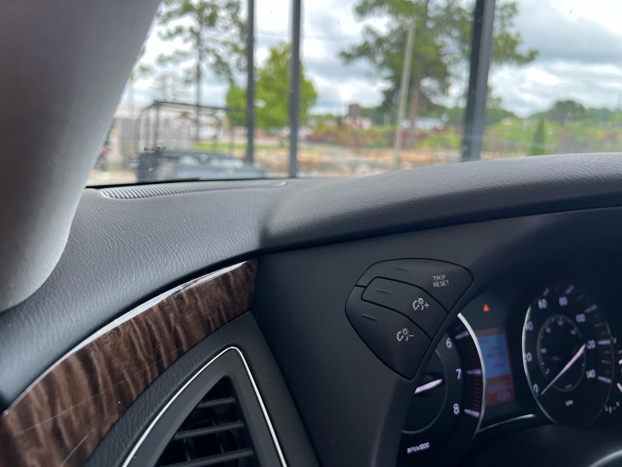 Nissan Armada Platinum 2018