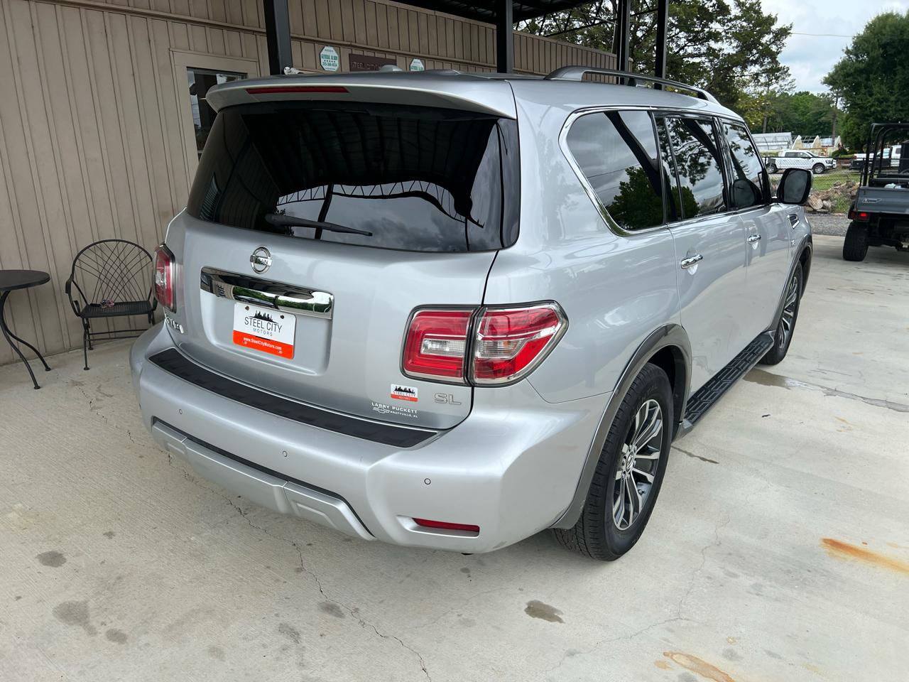 Nissan Armada Platinum 2018