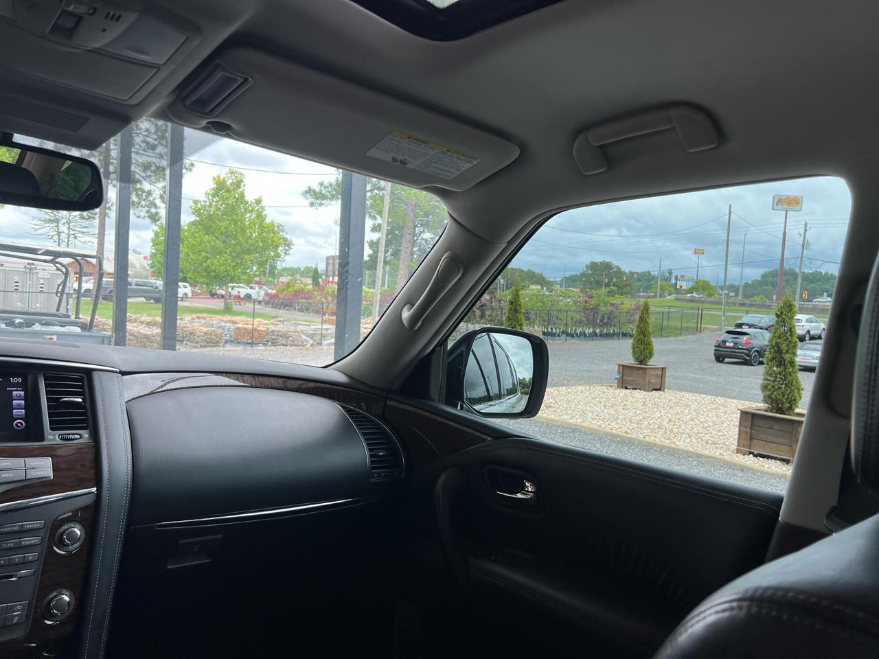 Nissan Armada Platinum 2018