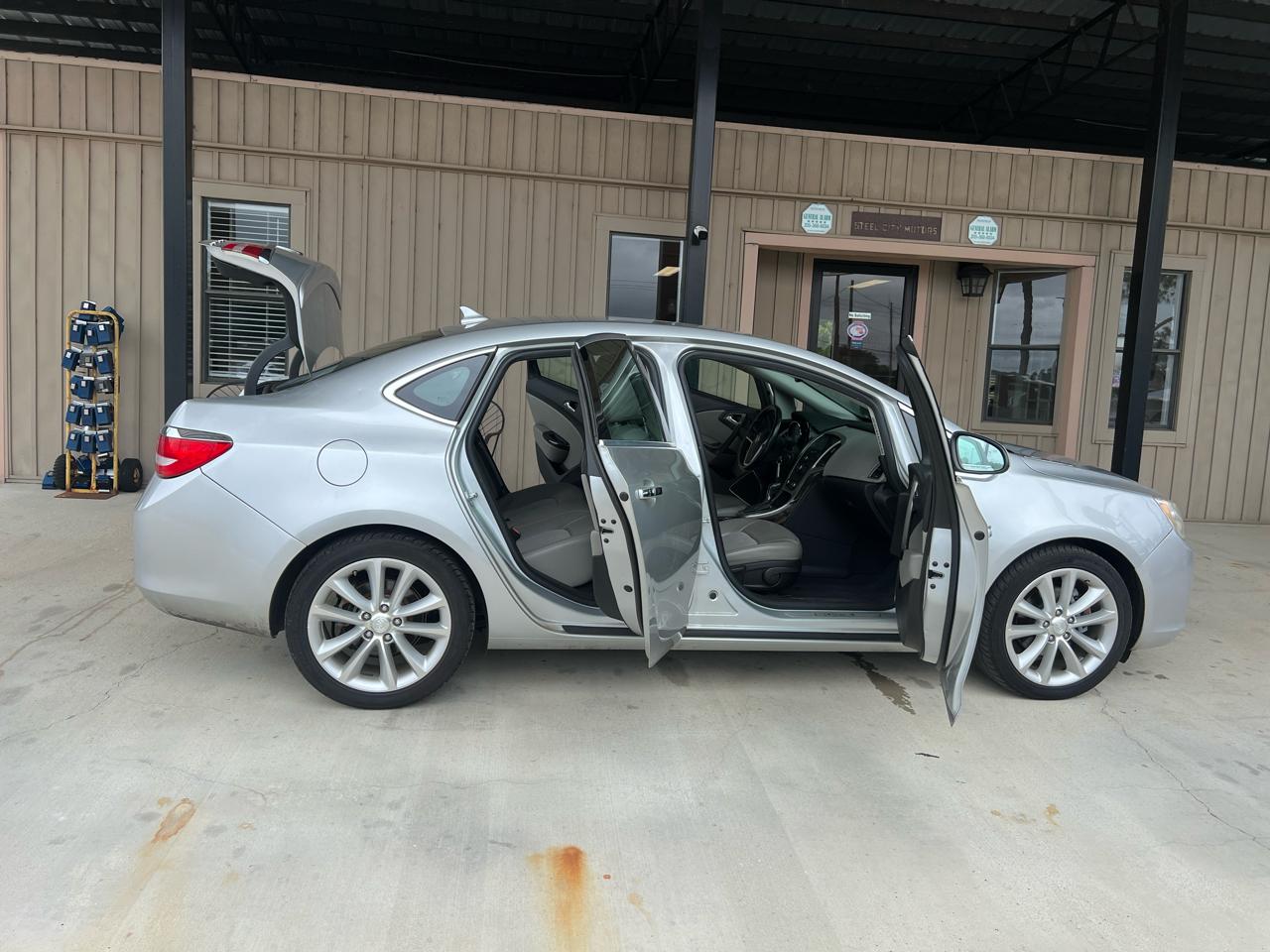 Buick Verano  2012