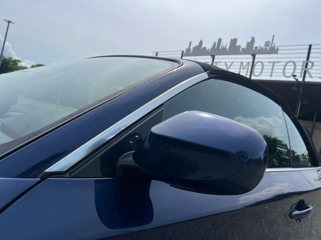 BMW 1-Series  2013