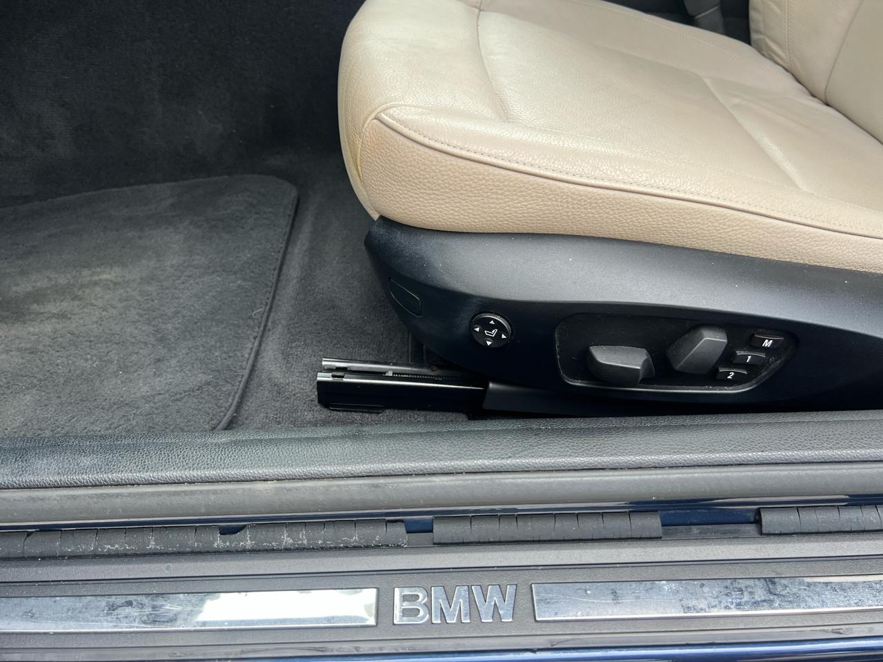 BMW 1-Series  2013