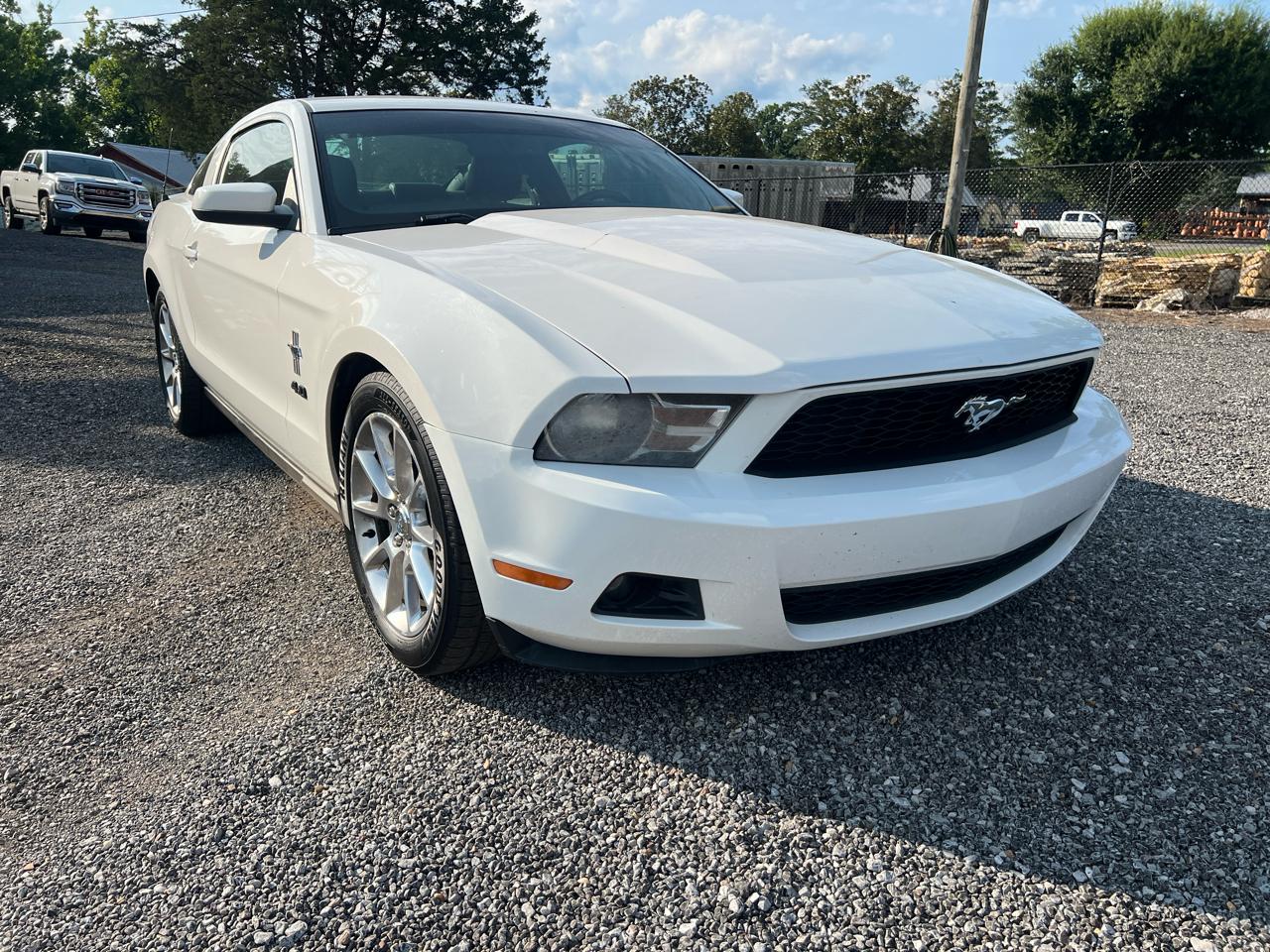 Ford Mustang  2010