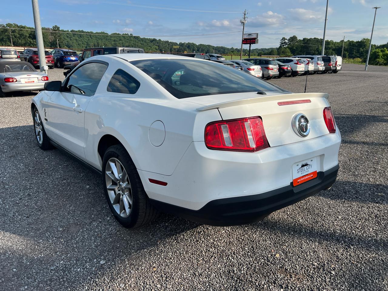 Ford Mustang  2010