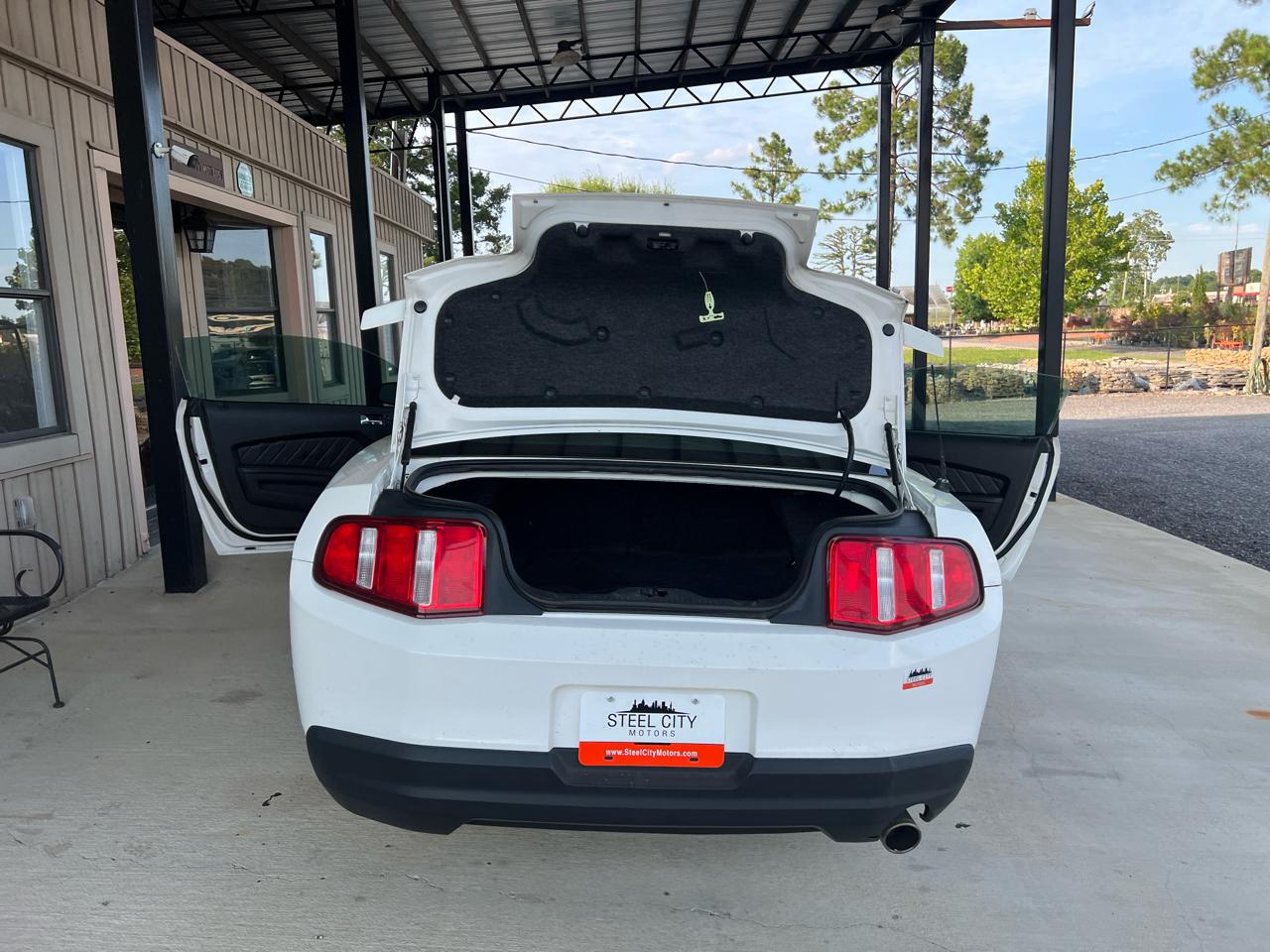 Ford Mustang  2010