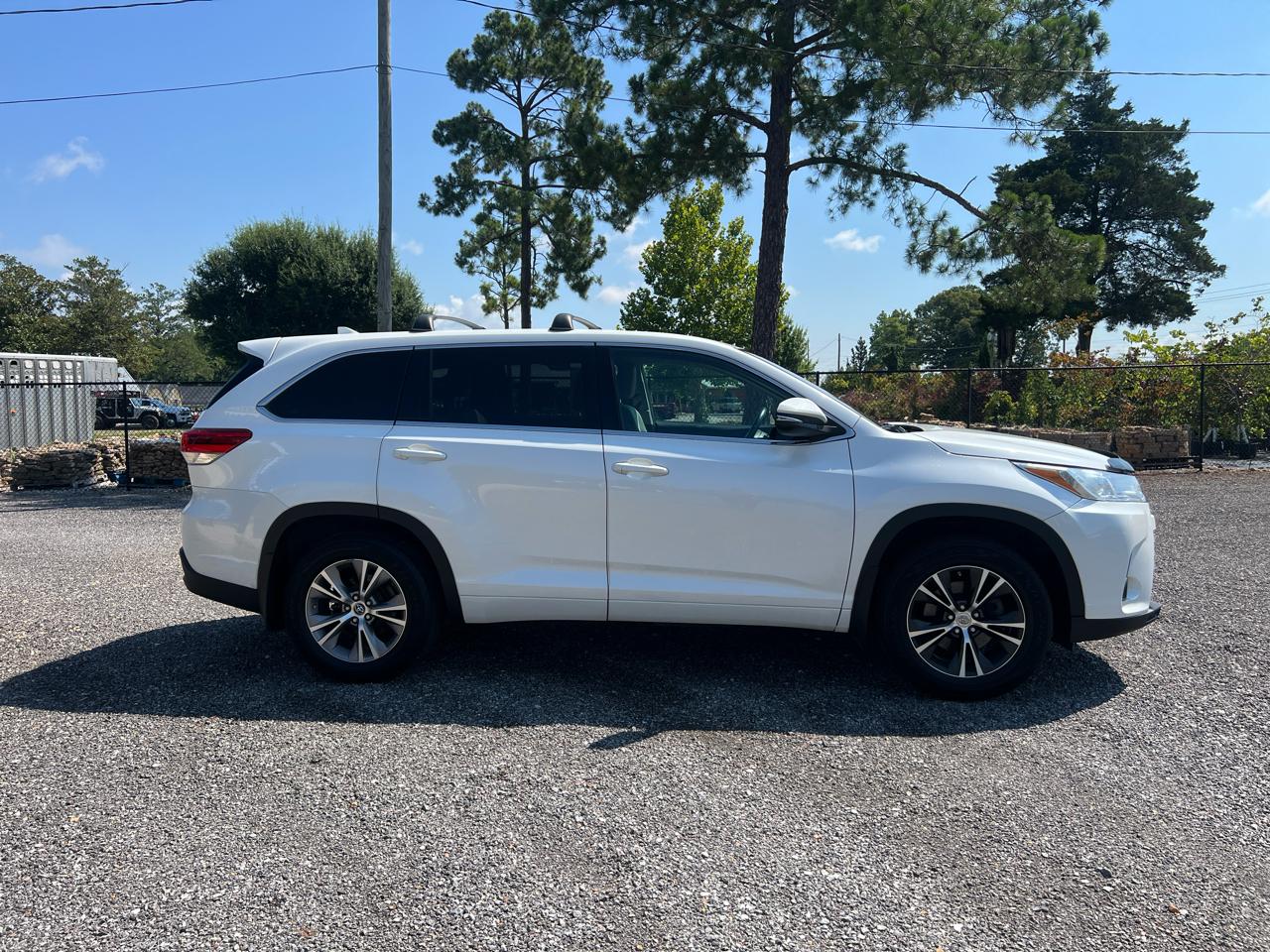 Toyota Highlander  2018