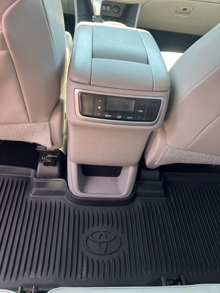 Toyota Highlander  2018