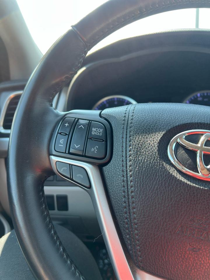 Toyota Highlander  2018