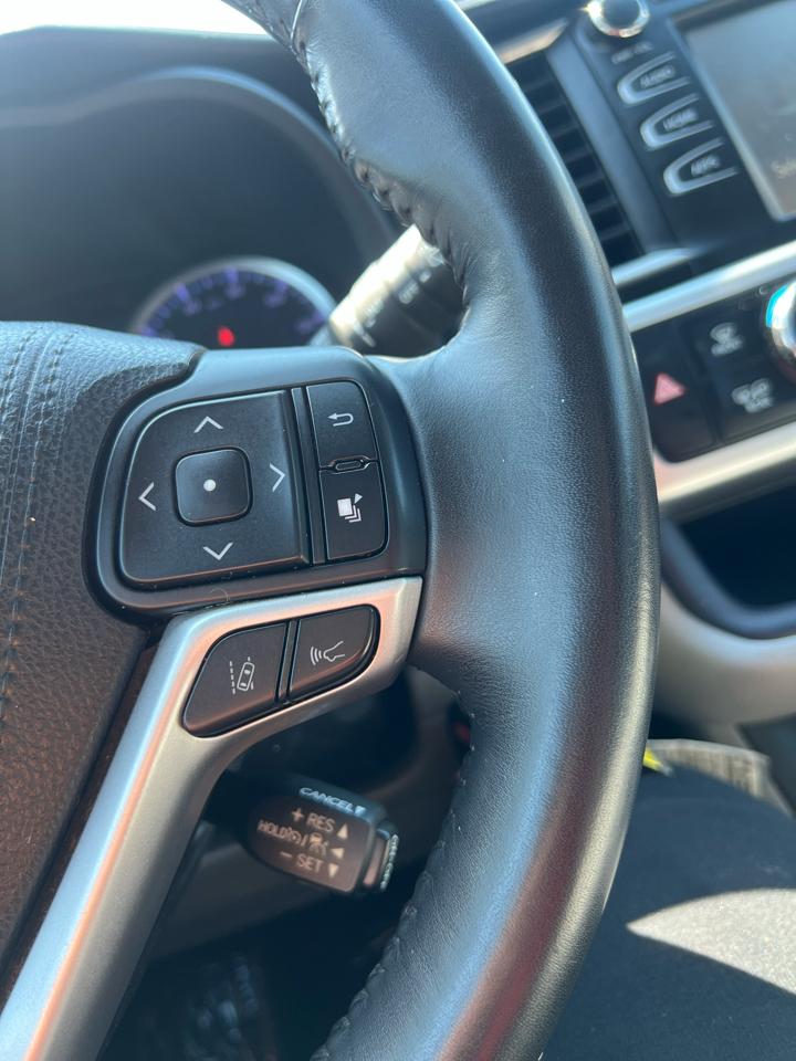 Toyota Highlander  2018
