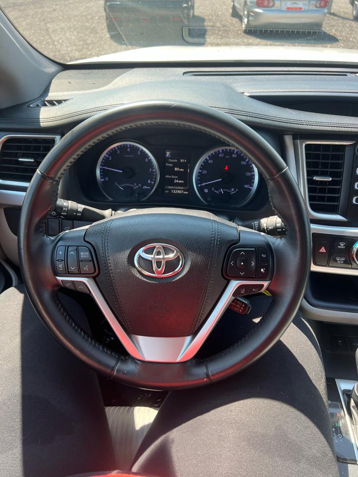 Toyota Highlander  2018