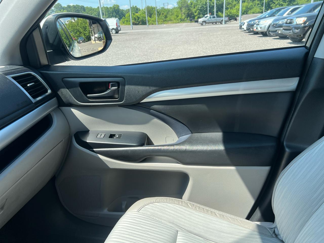Toyota Highlander  2018