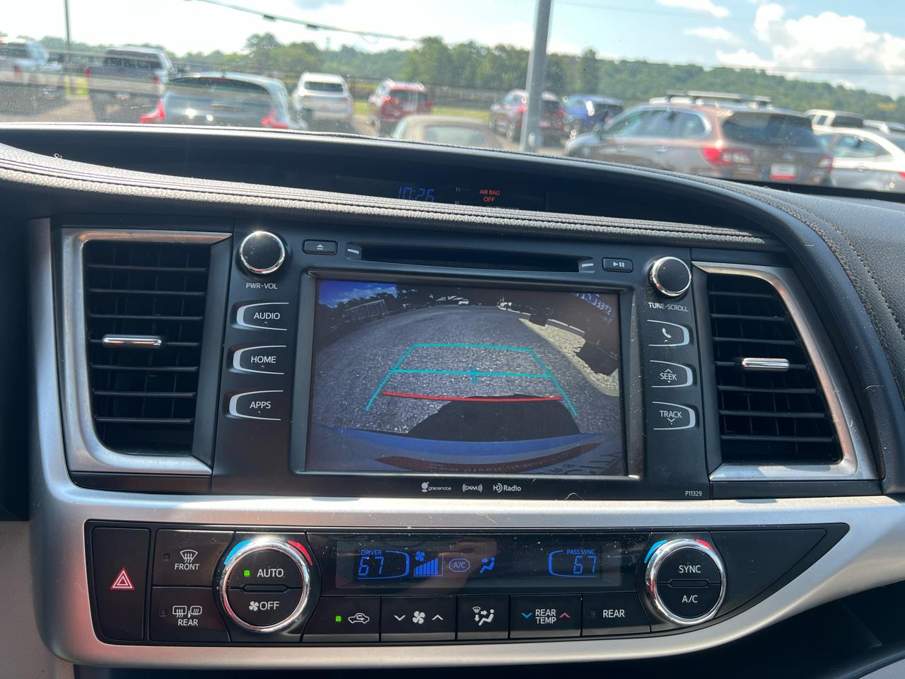 Toyota Highlander  2018
