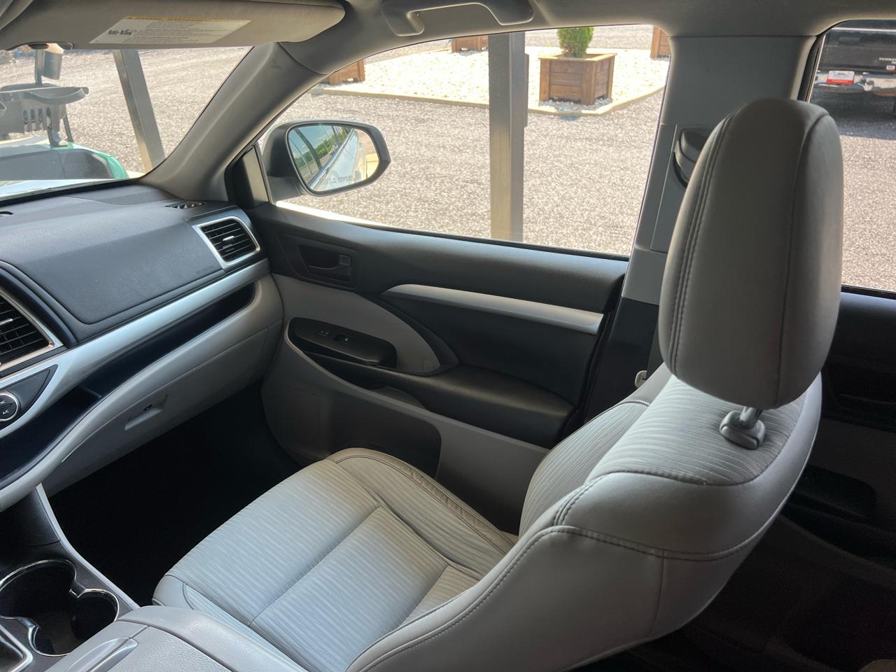 Toyota Highlander  2018