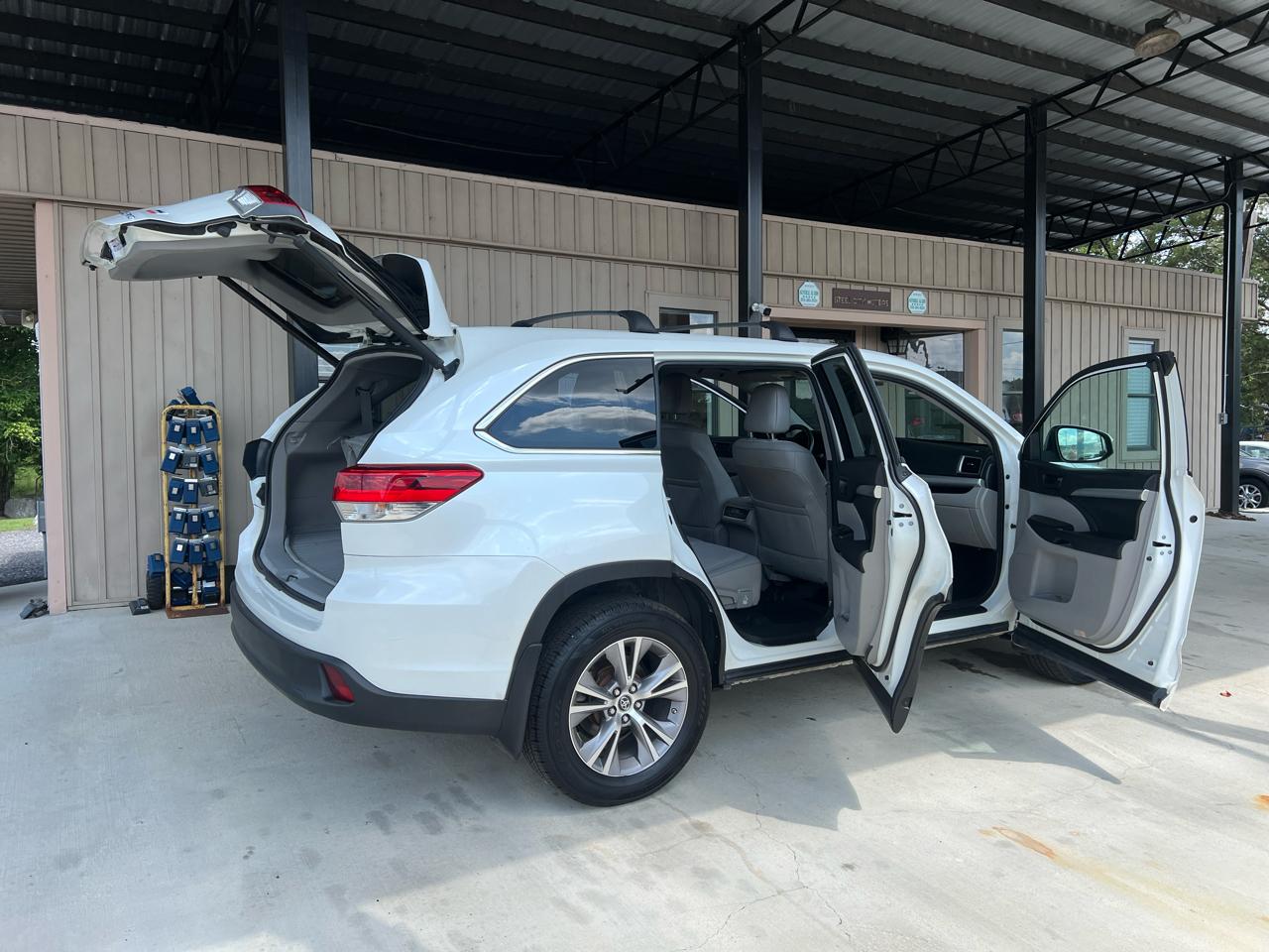 Toyota Highlander  2018