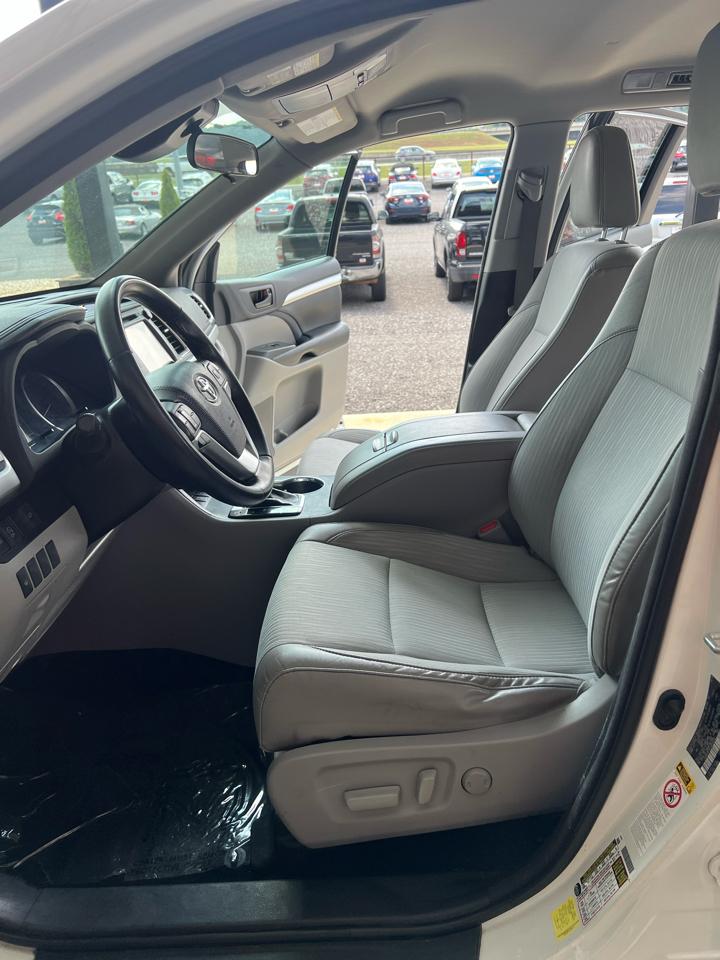 Toyota Highlander  2018