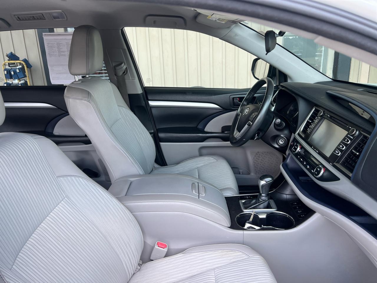 Toyota Highlander  2018