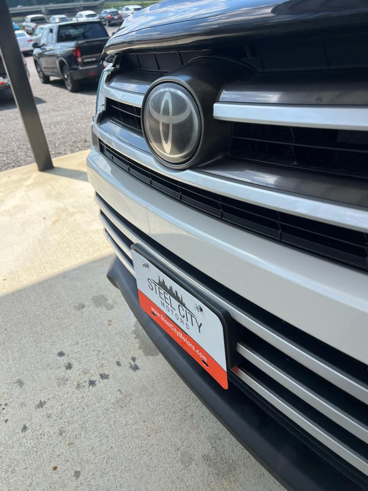 Toyota Highlander  2018
