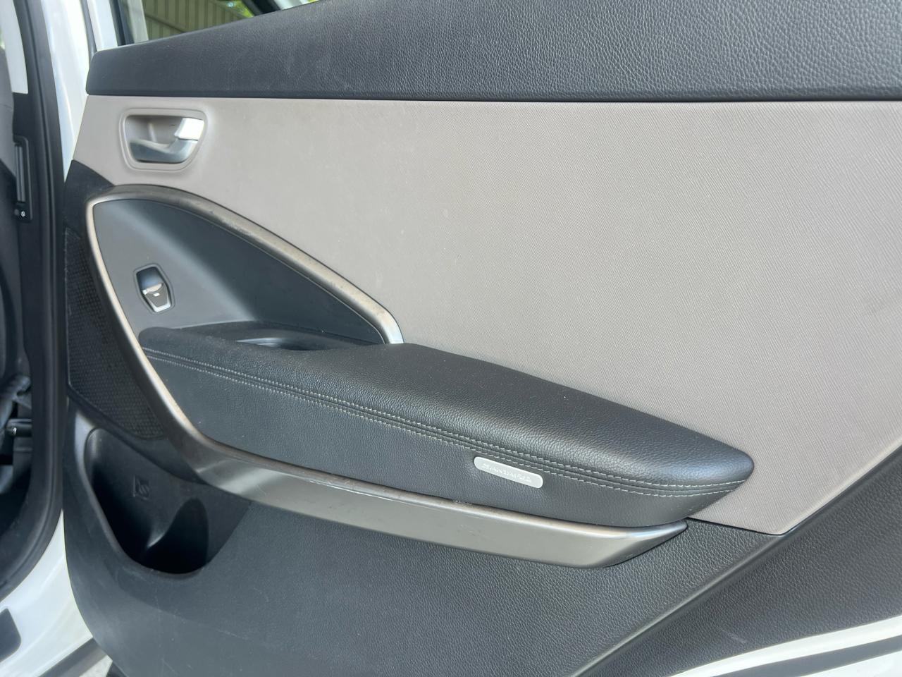 Hyundai Santa Fe  2017