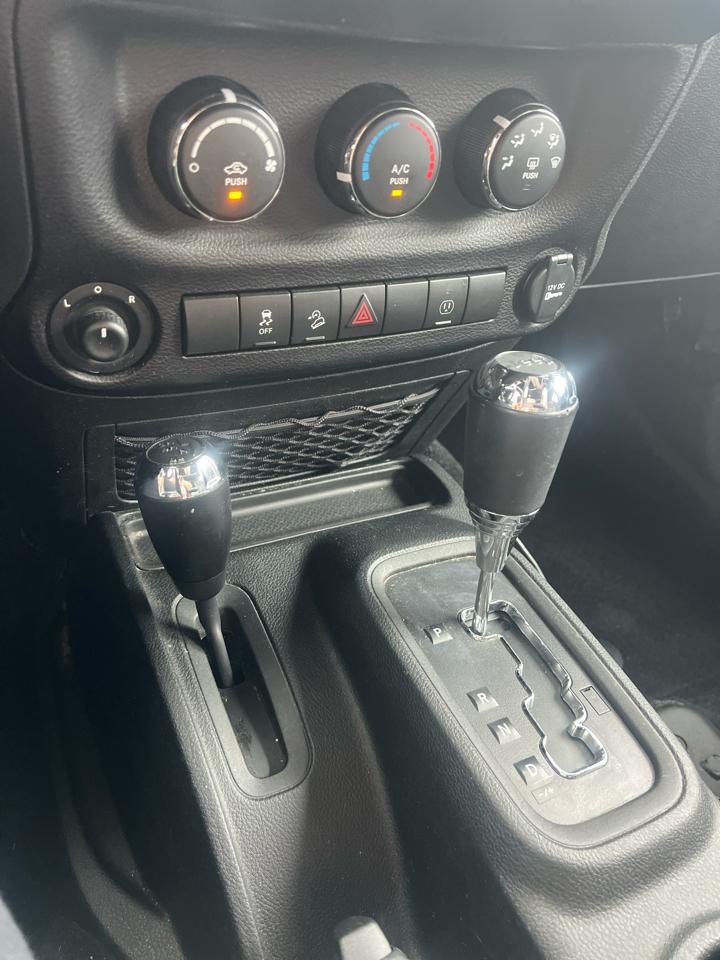 Jeep Wrangler  2017
