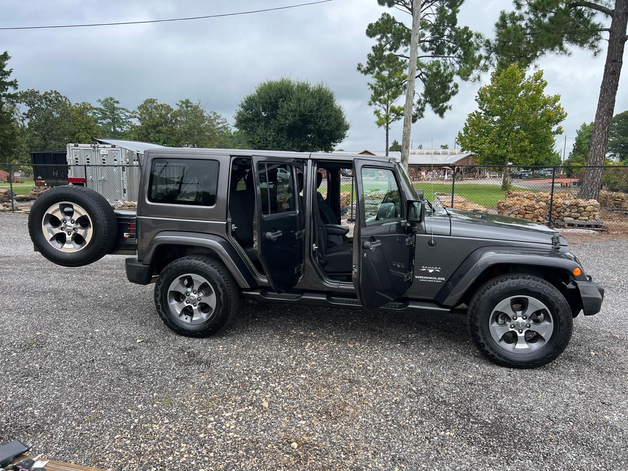 Jeep Wrangler  2017