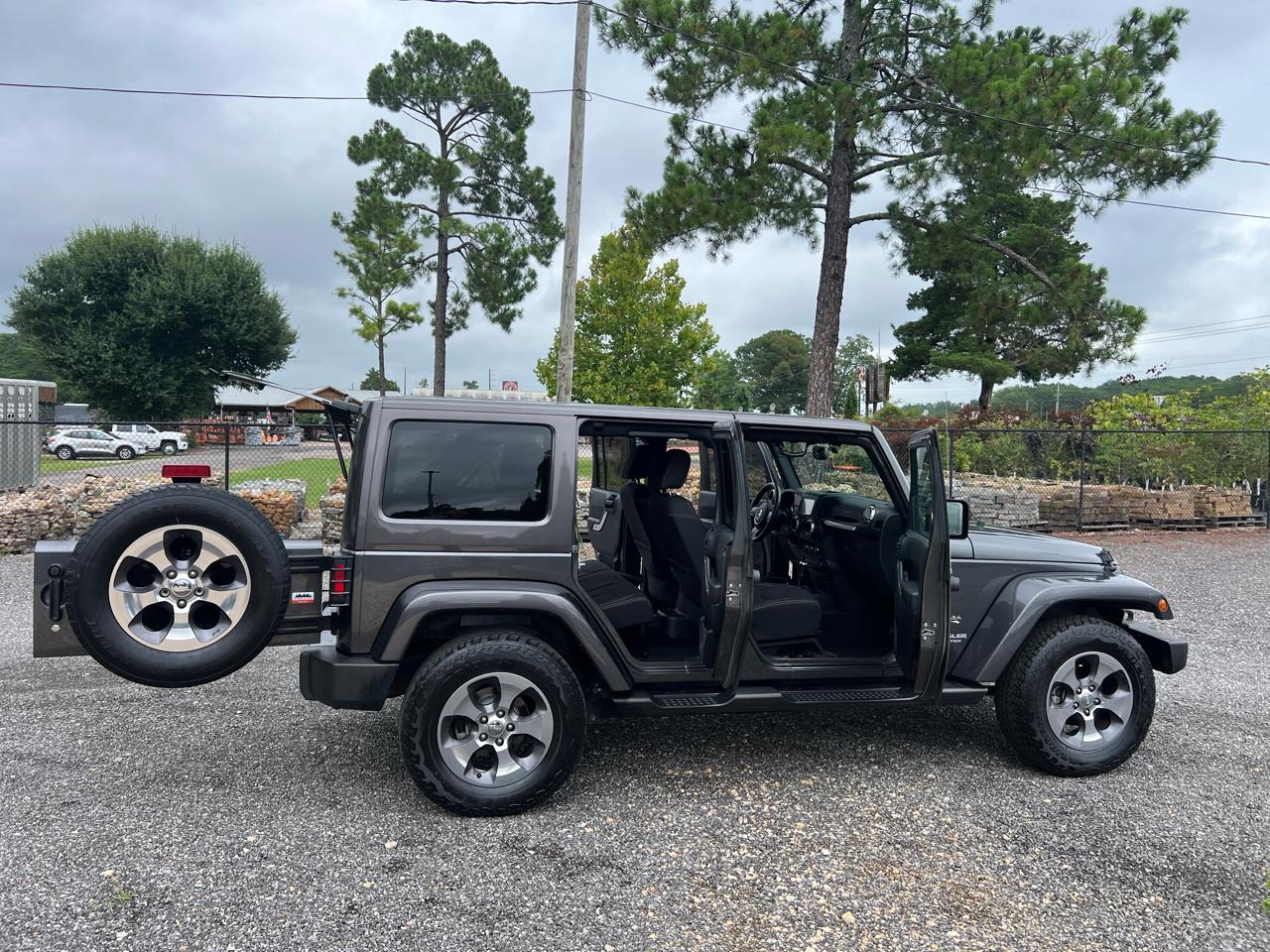 Jeep Wrangler  2017
