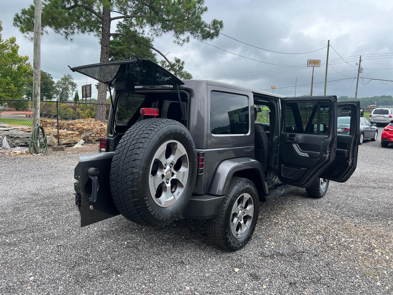 Jeep Wrangler  2017